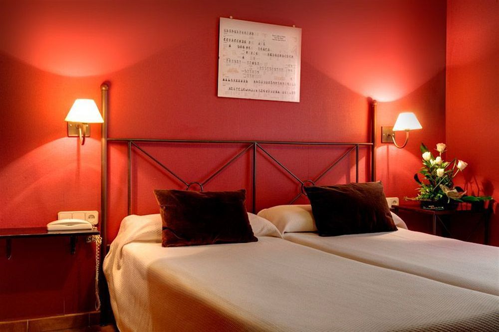 Sercotel Toledo Imperial Room photo